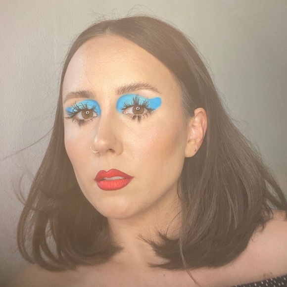 Meet your Posher, Jessica - Picture 1 of 1